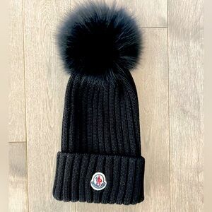 Moncler Black Wool Hat